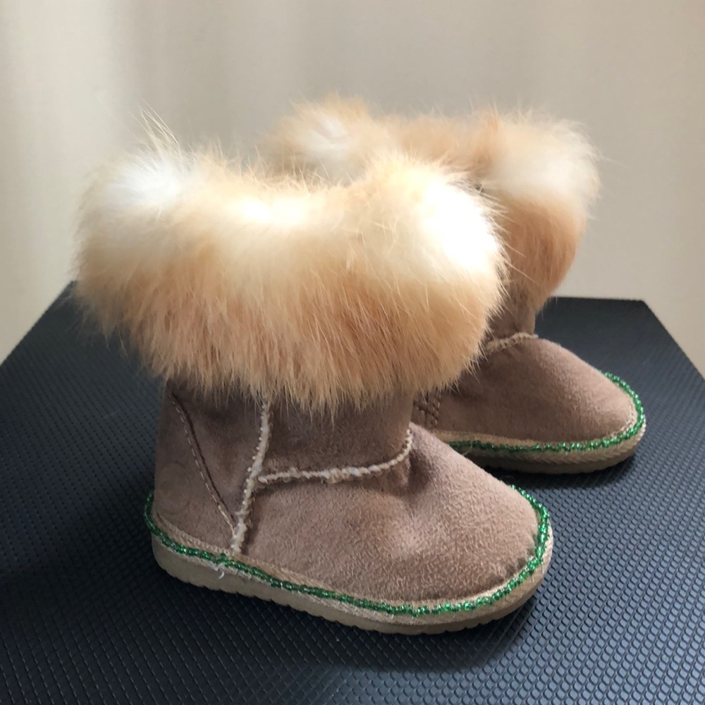 Moccasin Suede Look Baby Booties, Beaded, Real Fur Trim, Tan ( Size 0-6)